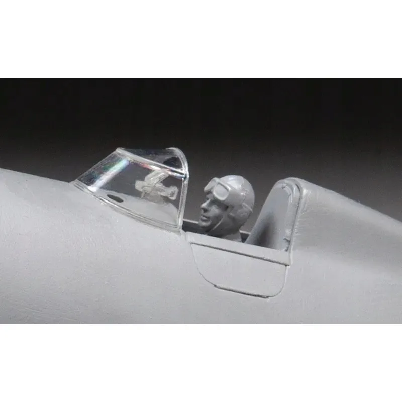 1-48-soviet-fighter-polikarpov-i-16-typ-5