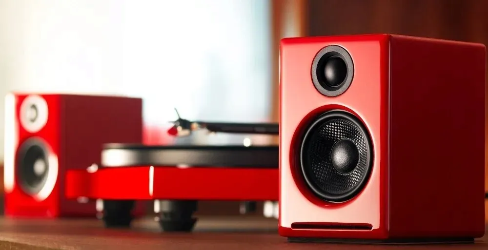 audioengine-a2-glosniki-komputerowe-monitory-studyjne-bluetooth-aptx-usb