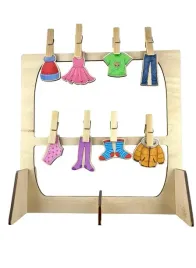 edukacyjna-drewniana-ukladanka-lewopolkulowa-montessori-wieszamy-pranie