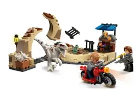 lego-jurassic-world-76945-poscig-na-motocyklu-prezent