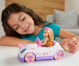 teczowy-zestaw-lalka-chelsea-barbie-autko-piesek-mattel-na-prezent