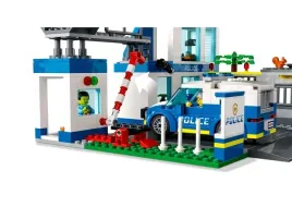 lego-city-60316-posterunek-policji