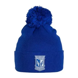 czapka-zimowa-lech-poznan-z-niebieskim-pomponem