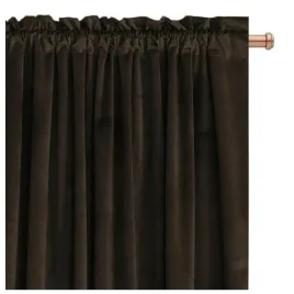 zaslona-welurowa-zaciemniajaca-welur-imperial-140x250-wys-brazowy-na-tasmie