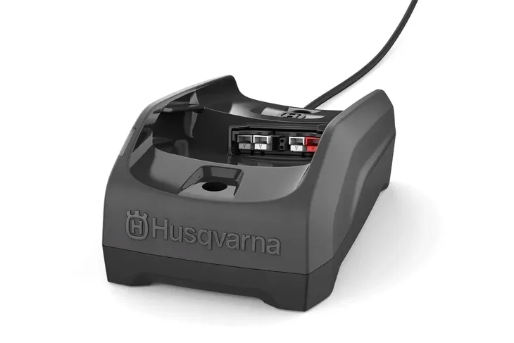 ladowarka-husqvarna-40-c80-80-w-stan-opakowania-oryginalne