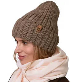 zimowa-ciepla-czapka-damska-welna-polski-produkt-zima-stylowa-modne-kolory