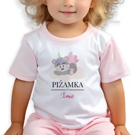 pizama-rozowa-dziecieca-do-przedszkola-na-prezent-hipopotam-imie-wzory-122