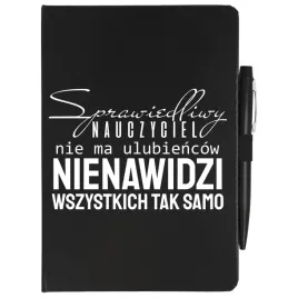 czarny-notatnik-dlugopise-sprawiedliwy-nauczyciel-dla-nauczyciela-wzory