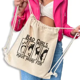 worek-plecak-bezowy-do-szkoly-na-buty-bad-girls-have-more-fun-wiele-wzorow