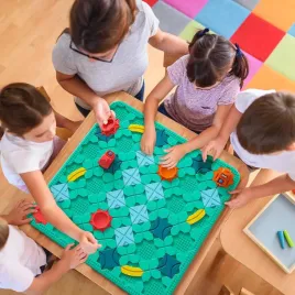 zabawka-edukacyjna-dla-dzieci-gra-planszowa-programowanie-trasy-burgkidz