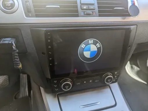 nawigacja-radio-2din-android-bmw-3-e90-e91-e93-e93-3-32-gb-carplay-dsp-zalaczone-wyposazenie-wiazka-zasilajaca-antena-gps-kable-usb-wiazka-rca-sub-wiazka-rca-cam-mikrofon-zewnetrzny