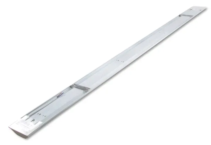 lampa-oswietleniowa-led-swietlowka-120cm-oprawa-natynkowa-do-garazu-robocza-jasnosc-3000-lm