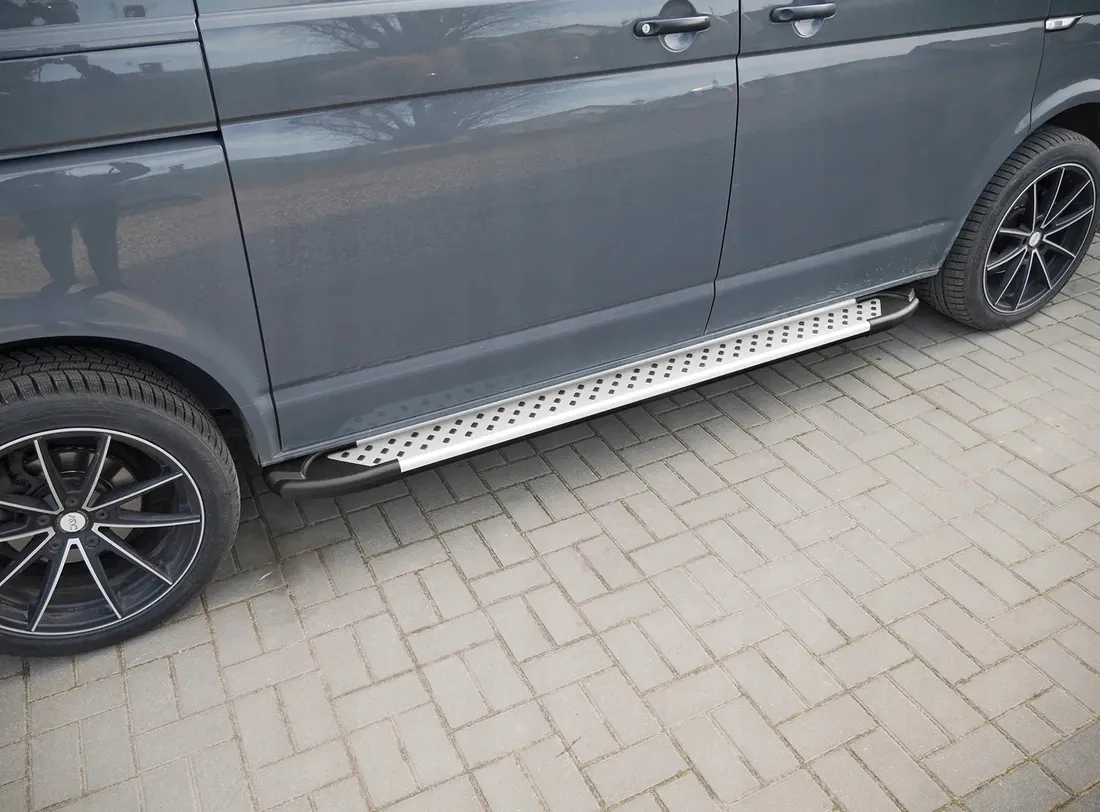 stopnie-boczne-progi-do-dacia-duster-2010-2013-stan-nowy