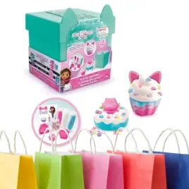 prezent-dla-4-5-latki-masa-plastyczna-koci-domek-gabi-kocie-pudelko-z