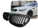 grill-nerki-bmw-e60-e61-03-10-black-numer-katalogowy-czesci-grbm21