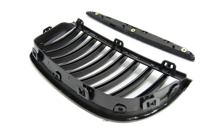 nowy-grill-nerki-bmw-e90-e91-05-08-black-polysk-odmien-swoje-auto-numer-katalogowy-czesci-grbm11