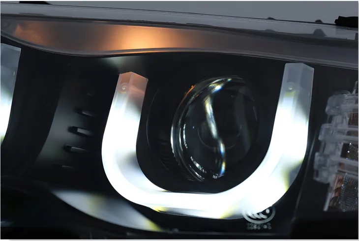 lampy-reflektory-led-3d-u-style-bmw-e46-01-05-typ-samochodu-samochody-osobowe