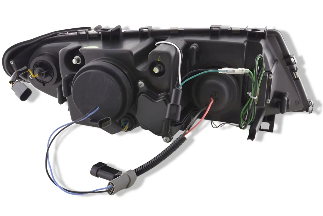lampy-reflektory-led-3d-u-style-bmw-e46-01-05