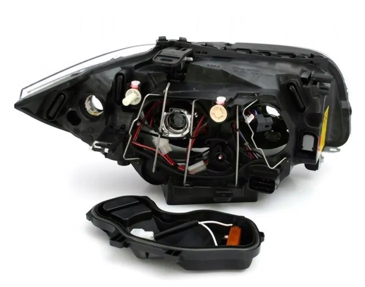 nowe-lampy-reflektory-do-bmw-e87-e81-od-2004-do-2011-biale-ringi-led-depo-typ-samochodu-samochody-osobowe