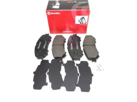 klocki-przod-renault-kadjar-nissan-qashqai-ii-brembo