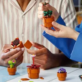 lego-icons-male-roslinki-10329