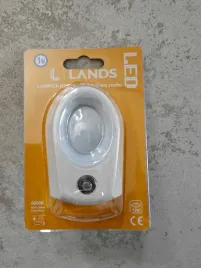 lampka-wtykowa-nocna-z-czujnikiem-zmierzchu