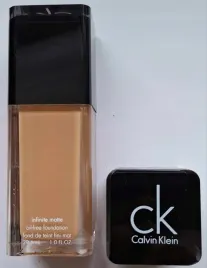 calvin-klein-infinite-matte-oil-free-foundation-205-podklad-296ml
