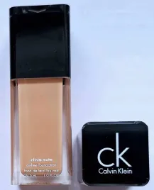 calvin-klein-infinite-matte-oil-free-foundation-204-podklad-296ml