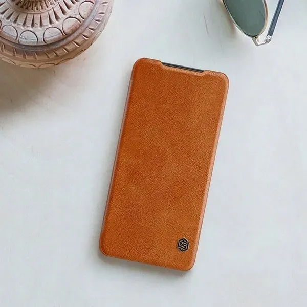 etui-nillkin-qin-do-iphone-12-mini-brazowy