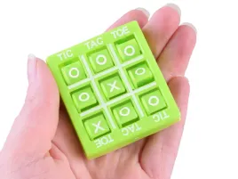 gra-kolko-i-krzyzyk-tic-tac-toe-kieszonkowa-gierka-logiczna