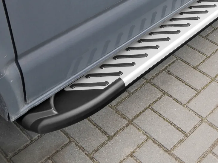 stopnie-boczne-progi-jeep-cherokee-kl-2014-stan-nowy-numer-katalogowy-producenta-chr-2619ab007-producent-arp