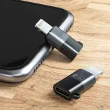 adapter-przejsciowka-usb-c-lighting-do-telefonu-mikrofonu-ios-android-marka-mozos