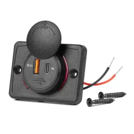 ladowarka-samochodowa-z-gniazdami-usb-wodoodporna-kwadratowa-usb-usb-c-qc