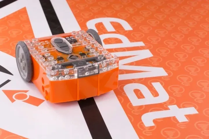 robot-edison-v2-0-programowalny-python-stem