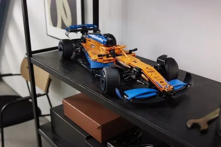 lego-technic-mclaren-formula-1-42141