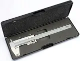 suwmiarka-inox-150mm-002mm-stan-nowy
