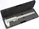 suwmiarka-inox-150mm-002mm
