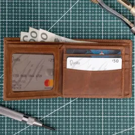portfel-meski-skorzany-vintage-retro-postarzany-koniakowy-belveder-sh-w9016