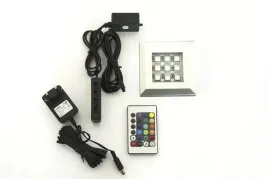 oswietlenie-4-punktowe-led-rgb-pilot-squere