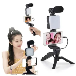 do-live-na-tik-tok-statyw-na-telefon-z-lampa-led-5w-i-mikrofonem-you-tube