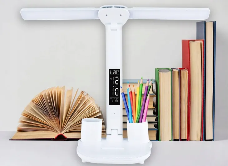 lampka-na-biurko-biurowa-rozkladana-kalendarz-termometr-dla-dzieci-led-dlugosc-wysokosc-32-cm
