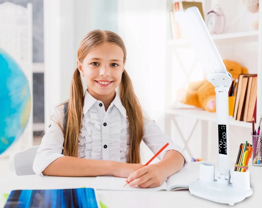 lampka-na-biurko-biurowa-rozkladana-kalendarz-termometr-dla-dzieci-led