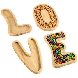 zestaw-4-desek-do-serwowania-love-patera-drewniana-na-przekaski-polmisek