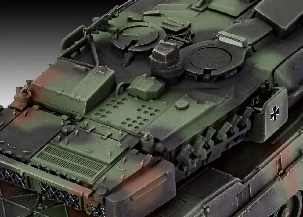 model-do-sklejania-revell-leopard-2-a7v-marka-revell
