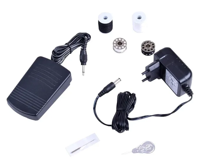 maszyna-do-szycia-mini-lucznik-waga-produktu-2500-g