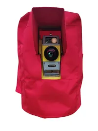pokrowiec-przeciwdeszczowy-na-tachimetr-robotyczny-leica-geomax