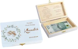 skrzynka-na-pieniadze-biala-chrzest-urodziny-zyczenia-nadruk-uv