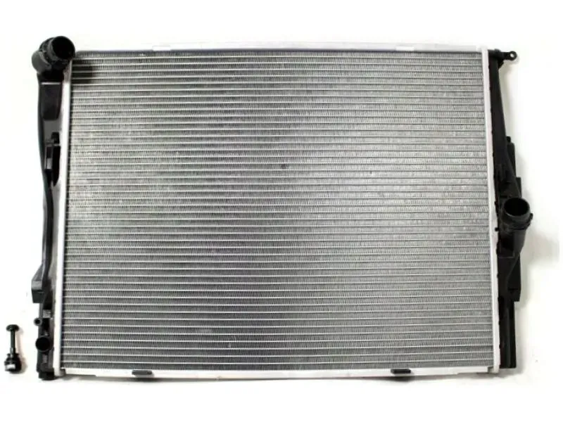 chlodnica-wody-bmw-e81-e82-e87-e88-e90-e91-e92-e93-e84-e89-1-6-4-4-2004-
