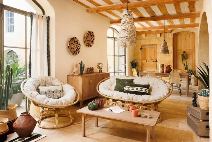 pleciona-lampa-ze-slomy-do-salonu-sypialni-boho-sufitowa-wiszaca-zyrandol-material-dominujacy-metal