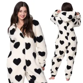 pizama-jednoczesciowa-onesie-kigurumi-szlafrok-prezent-na-dzien-kobiet